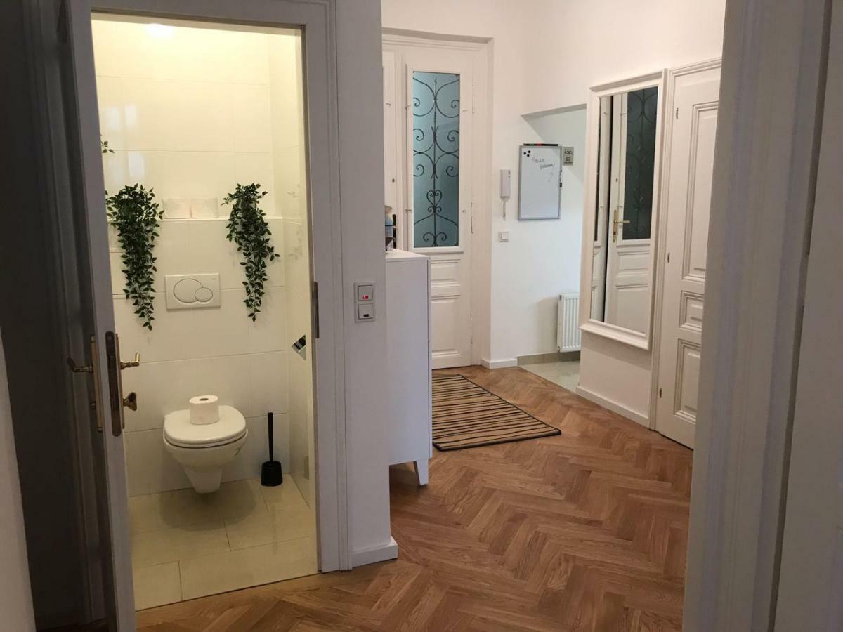 Leuhusen Orange Apartment Vienna Esterno foto